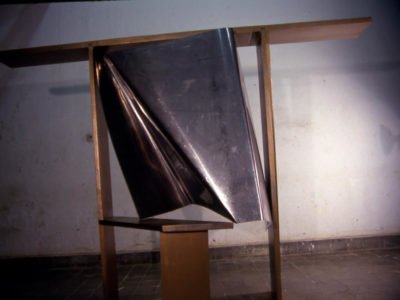 Stainless steel, Wood and Paint 1990